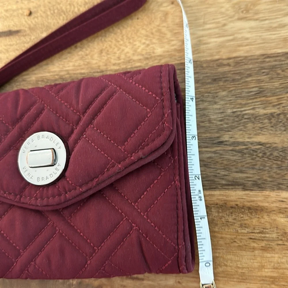 Vera Bradley maroon quilted wristlet purse wallet - Picture 9 of 9